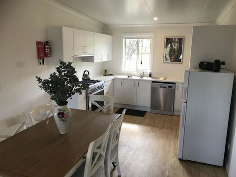 Arcadian Cabin - Southern Highlands River Retreat - Accommodation Cooktown 2