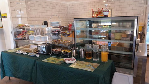 Arena Hotel (formerly Sleep Express Motel) - Accommodation Cooktown 3