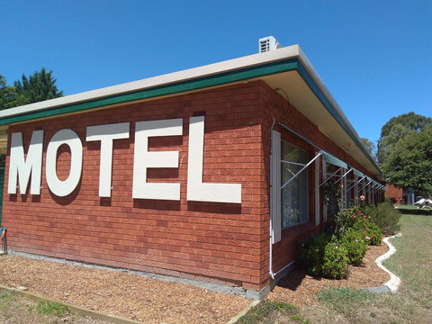 Armidale Rose Villa Motel - Accommodation Cooktown 2