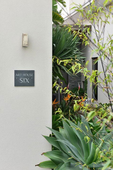Arthouse Six - Accommodation Cooktown 3