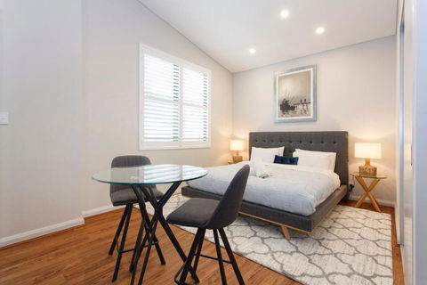 Luxury Modern Escapia - Accommodation Cooktown 3