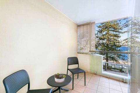 MAN54 -Manly Magic Waterfront Retreat With Gym & Sauna - Accommodation Cooktown 2