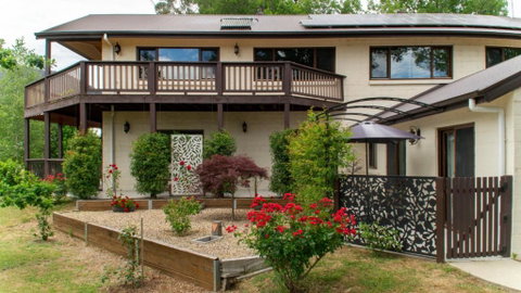 Marysville Retreat - Accommodation Cooktown 0