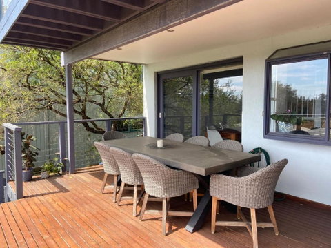 McCrae Treehouse - Accommodation Cooktown 2