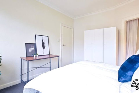 MCG 1BR Apartment For Family - Accommodation Cooktown 1