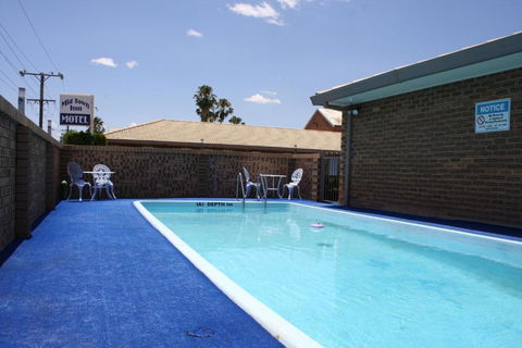 Mid Town Inn Narrabri - Accommodation Cooktown 0