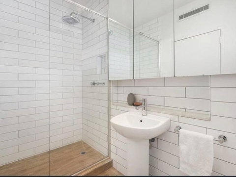 Modern Beach Oasis In Elwood Village - Accommodation Cooktown 3