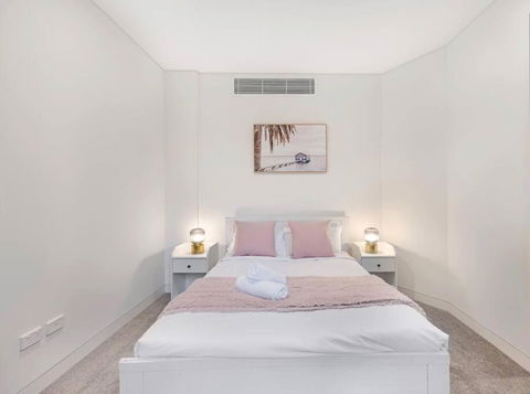 Modern 2B2B APT At Homebush - Accommodation Cooktown 1