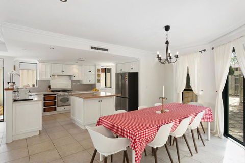 Newly Renovated Home Steps From Sorrento Beach - Accommodation Cooktown 3