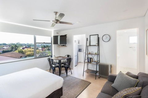 Mosman Bay Magic - Harbourview Studio With Rooftop - Accommodation Cooktown 0