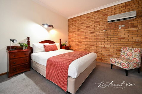 Narrandera Club Motor Inn - Accommodation Cooktown 0
