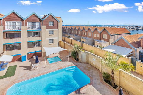 Nautica Residences Hillarys - Accommodation Cooktown 0