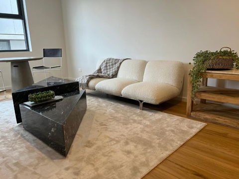 NEW BOUTIQUE 1bd Apt - Accommodation Cooktown 2