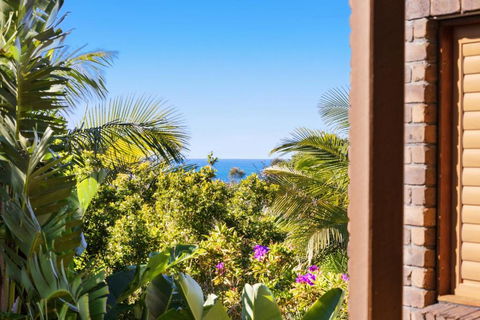 NEW Luxury Angourie Villa! Dream Location, WiFi ++ - Accommodation Cooktown 3