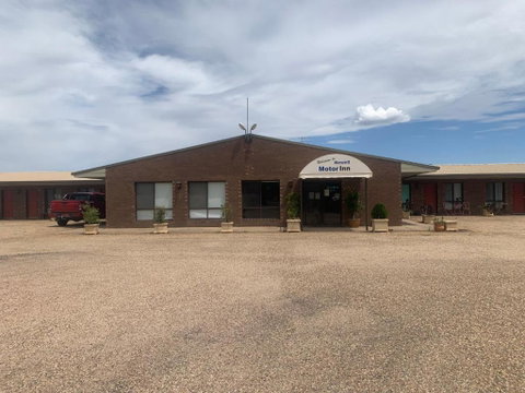 Newell Motor Inn Narrandera - Accommodation Cooktown 2