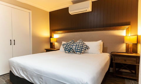 Nightcap At Archer Hotel - Accommodation Cooktown 1