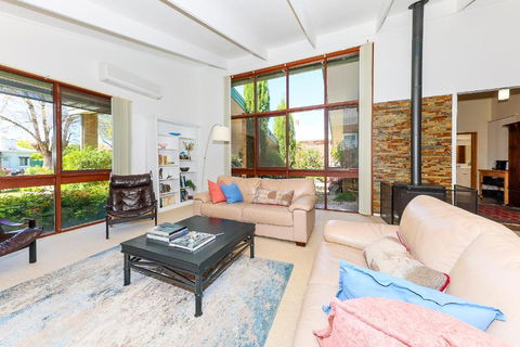 Nixon House - Accommodation Cooktown 3