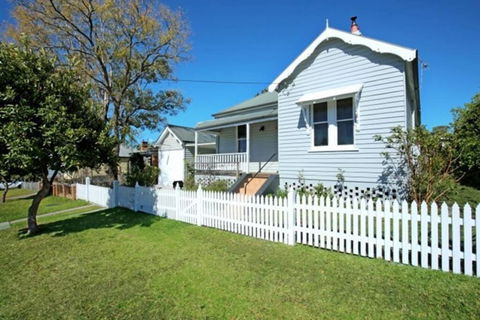 Nowra Beauty - Accommodation Cooktown 0