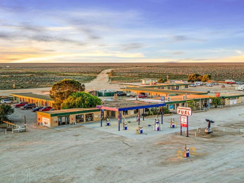 Nullarbor Roadhouse - Accommodation Cooktown 0