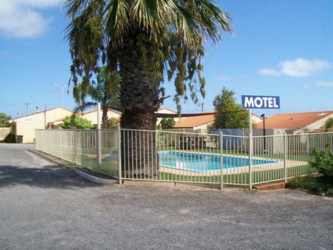 Ocean View Villas - Accommodation Cooktown 2