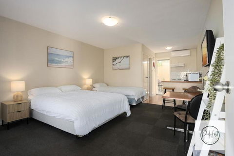 Oceanfront Oasis - Accommodation Cooktown 0