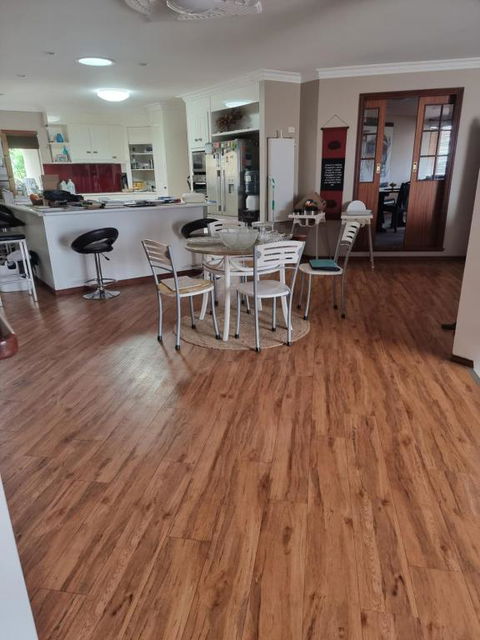 Open Plan Large Home - Accommodation Cooktown 0