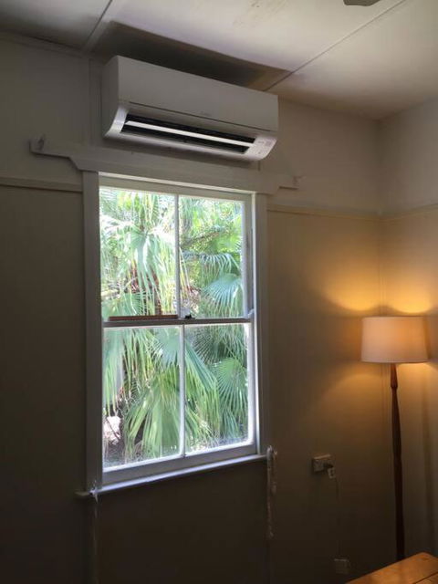 Original Surf Cottage In Heart Of Pottsville Beach - Accommodation Cooktown 3