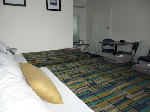 Otway Gate Motel - Accommodation Cooktown 1