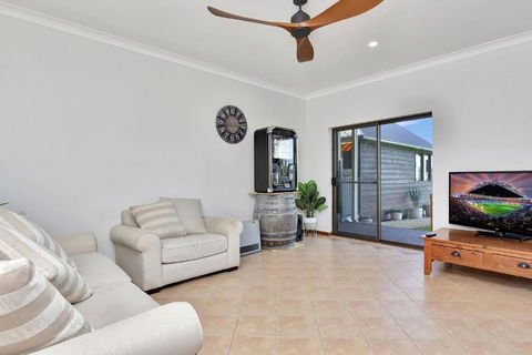 Overflow Downs-Riverside Acreage - Accommodation Cooktown 3
