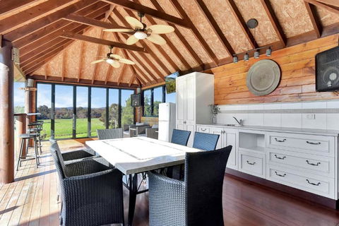 Overflow Downs-Riverside Acreage - Accommodation Cooktown 1