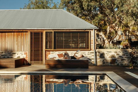 Pago Middleton - Accommodation Cooktown 0