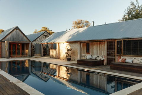 Pago Middleton - Accommodation Cooktown 3