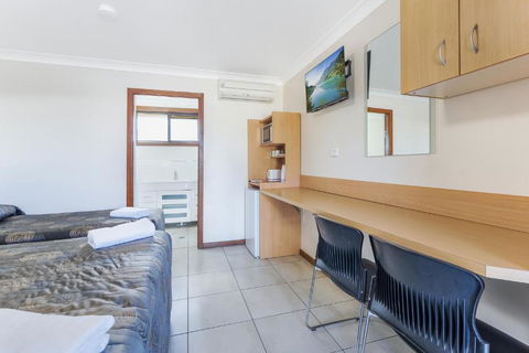 Palm Valley Motel - Accommodation Cooktown 3