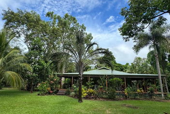 Paperbark Retreat with Accommodation Cooktown