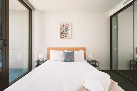 Patio Mt View 1BR Apt In CBD Near ANU And Museum With Free Parking And WiFi - Accommodation Cooktown 3