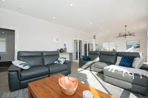 Peaceful Ridge Resort - Accommodation Cooktown 2