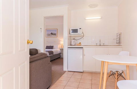 Penola Coonawarra Caravan Park - Accommodation Cooktown 3