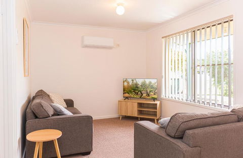 Penola Coonawarra Caravan Park - Accommodation Cooktown 2