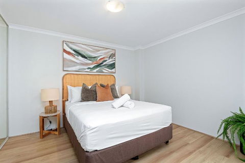Play & Stay On Hay - Sleeps 2 Or 4 - Accommodation Cooktown 3