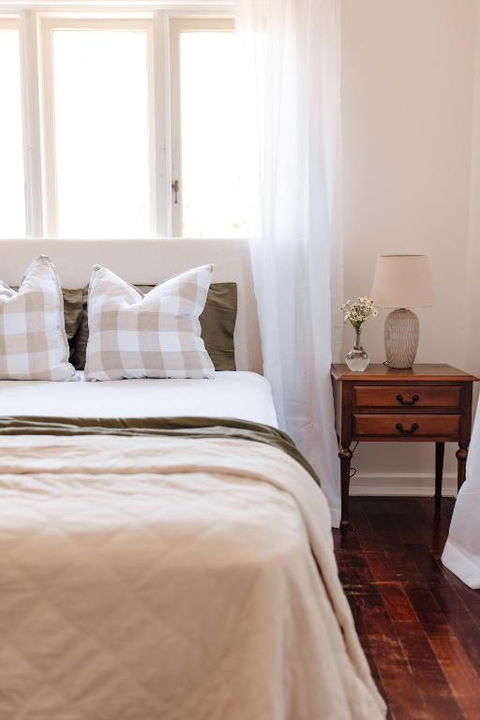 Pet Friendly Family Home In Bluff Point - Accommodation Cooktown 3
