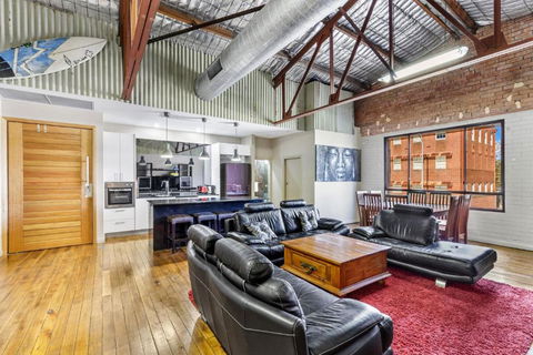 Platinum Precinct - The Apartment - Accommodation Cooktown 3