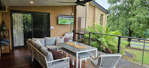 Perfect Country Home - Accommodation Cooktown 3