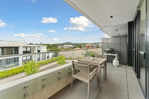 Perfect Location 1-Bed With Balcony, BBQ & Parking - Accommodation Cooktown 3