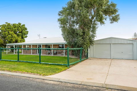 Ponderosa - Dunes Right On You Doorstep - Accommodation Cooktown 1
