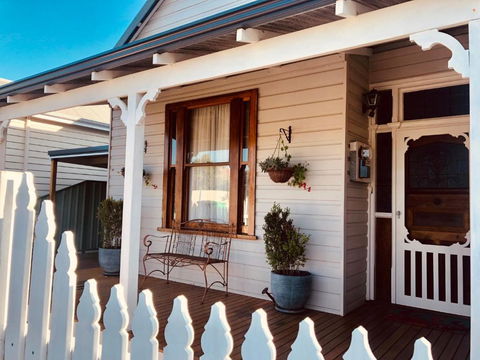 Railway Cottage - Accommodation Cooktown 2