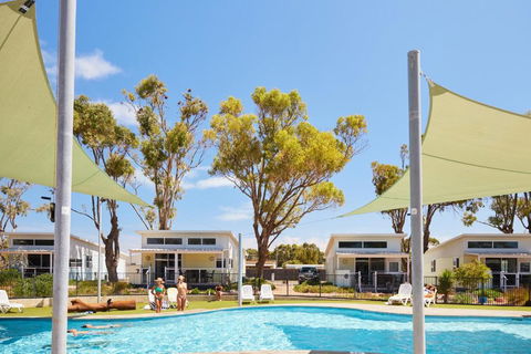 RAC Cervantes Holiday Park - Accommodation Cooktown 0