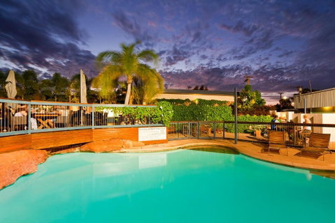 Potshot Hotel Resort - Accommodation Cooktown 2