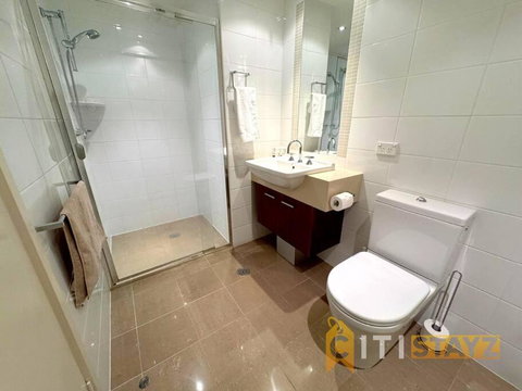 Pretty Penthouse - Close To ANU - Accommodation Cooktown 2