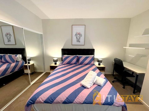 Pretty Penthouse - Close To ANU - Accommodation Cooktown 3