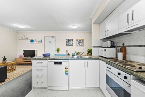 Prime Perth Apartment - Accommodation Cooktown 3